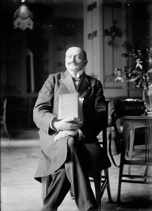 Framed Print : Louis Barth, between c1910 and c1915. Creator: Bain News Service Framed Print : Louis Barth, between c1910 and c1915. Creator: Bain News Service
