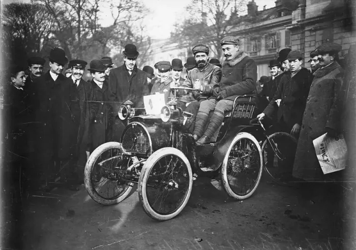 Framed Print : Louis Renault in the driver's seat of a Voiturette Renault 1 hp, 1899 Framed Print : Louis Renault in the driver's seat of a Voiturette Renault 1 hp, 1899