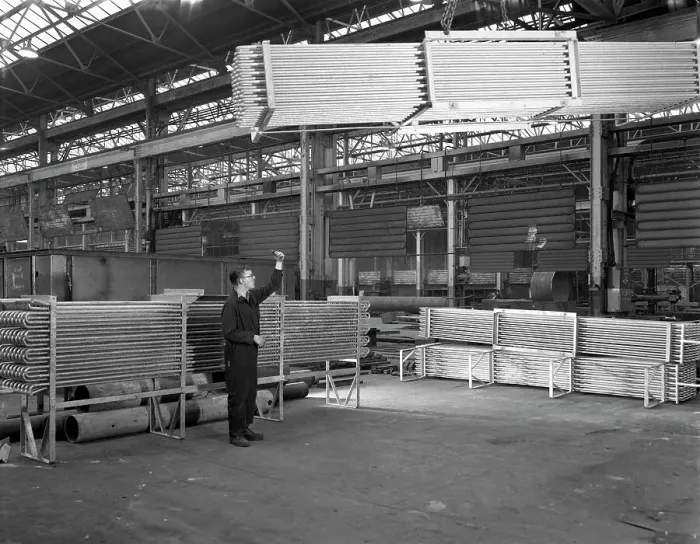 Framed Print : Lowering galvanised heat exchangers, Edgar Allen Steel Co, Sheffield, South Yorkshire, 1964 Framed Print : Lowering galvanised heat exchangers, Edgar Allen Steel Co, Sheffield, South Yorkshire, 1964