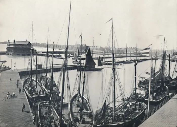Framed Print : Lowestoft - The Harbour and Parade, 1895 Framed Print : Lowestoft - The Harbour and Parade, 1895