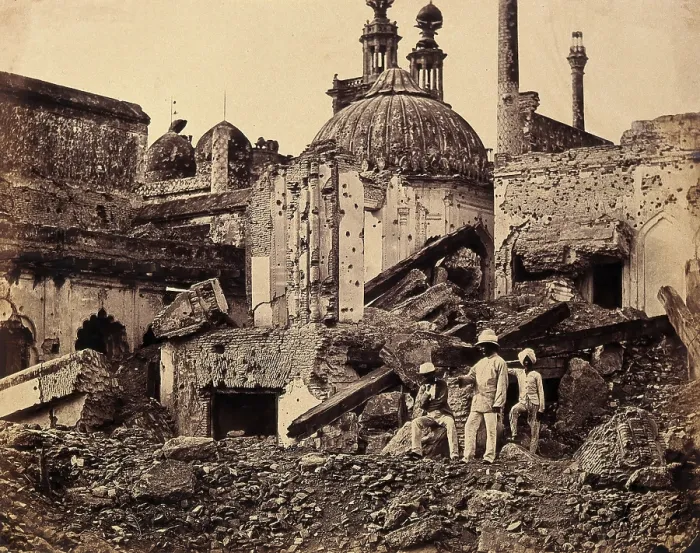 Framed Print : Lucknow, India: the Chutter Munzil, showing damage caused by an explosion during the Indian...c1858. Creator: Felice Beato Framed Print : Lucknow, India: the Chutter Munzil, showing damage caused by an explosion during the Indian...c1858. Creator: Felice Beato