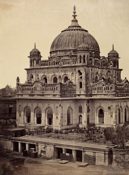 Framed Print : Lucknow, India: the tomb of Shahadut Allee in the Kaiser Bagh palace, showing damage done... c1858. Creator: Felice Beato Framed Print : Lucknow, India: the tomb of Shahadut Allee in the Kaiser Bagh palace, showing damage done... c1858. Creator: Felice Beato