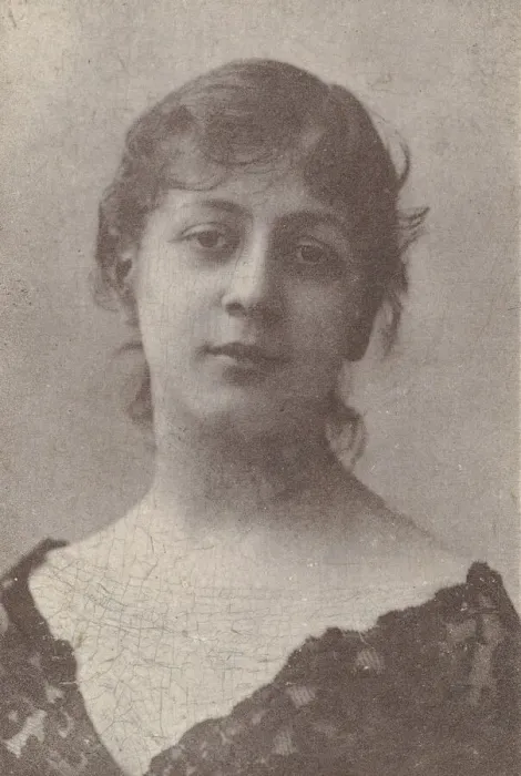 Framed Print : Lulu Berger, from the Actresses series (N67) promoting Dixie Cigarettes for Allen & Framed Print : Lulu Berger, from the Actresses series (N67) promoting Dixie Cigarettes for Allen &