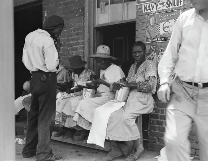 Framed Print : Lunchtime for these Georgia peach pickers, Muscella, Georgia, 1936. Creator: Dorothea Lange Framed Print : Lunchtime for these Georgia peach pickers, Muscella, Georgia, 1936. Creator: Dorothea Lange