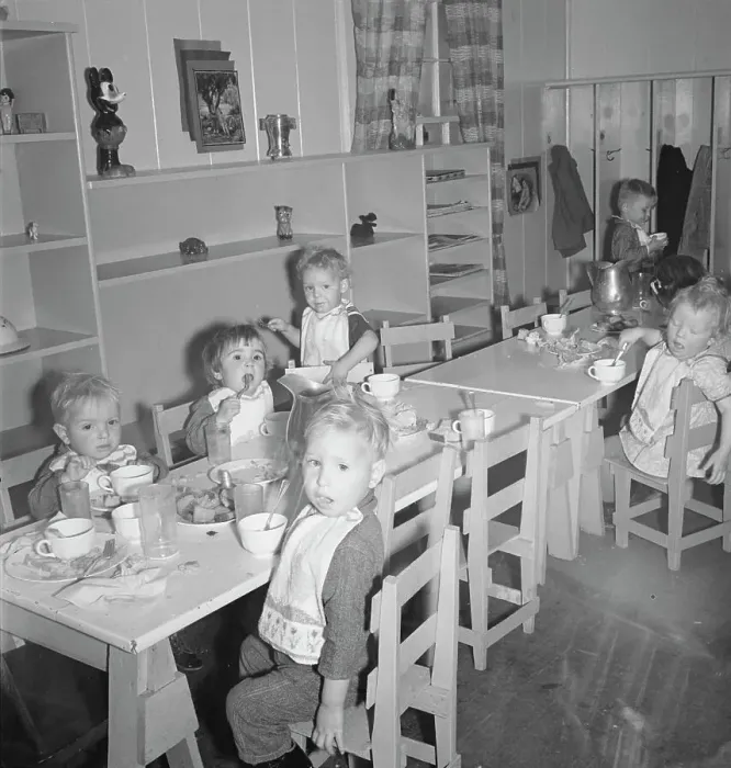 Framed Print : Lunchtime for young migrants at Shafter Camp, California, 1939. Creator: Dorothea Lange Framed Print : Lunchtime for young migrants at Shafter Camp, California, 1939. Creator: Dorothea Lange