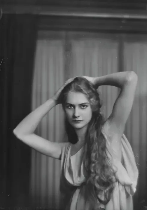 Framed Print : Lyons, Helen, Miss, portrait photograph, between 1917 and 1921. Creator: Arnold Genthe Framed Print : Lyons, Helen, Miss, portrait photograph, between 1917 and 1921. Creator: Arnold Genthe