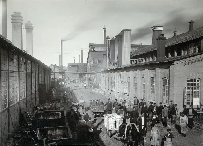 Framed Print : Lysva iron foundry, Russia, 1900s Framed Print : Lysva iron foundry, Russia, 1900s