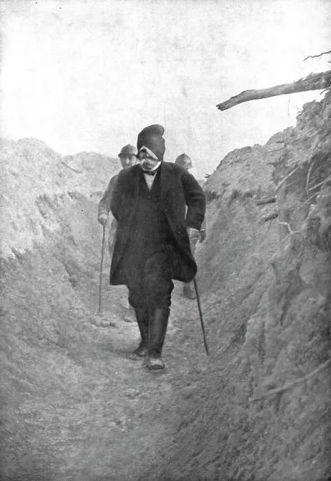 Framed Print : M. Clemenceau sur le Front; Heures derobees au repos prescrit par la Faculte: souffrant... 1918. Creator: Unknown Framed Print : M. Clemenceau sur le Front; Heures derobees au repos prescrit par la Faculte: souffrant... 1918. Creator: Unknown