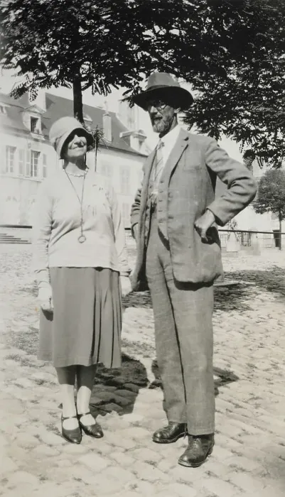 Framed Print : Mabel Hill and Sydney Thompson, 1930. Creator: Unknown Framed Print : Mabel Hill and Sydney Thompson, 1930. Creator: Unknown