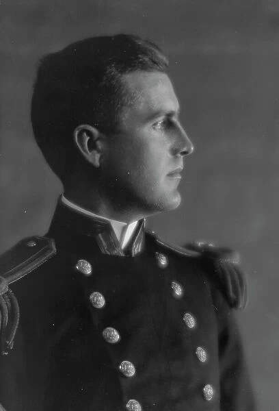 MacFarland, S.B. Lt. portrait photograph, 1915. Creator: Arnold Genthe