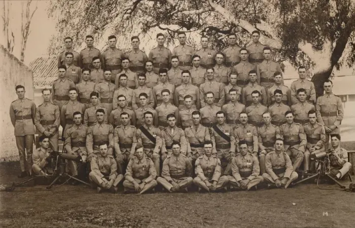 Framed Print : The Machine Gun Platoon of the First Battalion, The Queens Own Royal West Kent Regiment. Poona, Ind Framed Print : The Machine Gun Platoon of the First Battalion, The Queens Own Royal West Kent Regiment. Poona, Ind