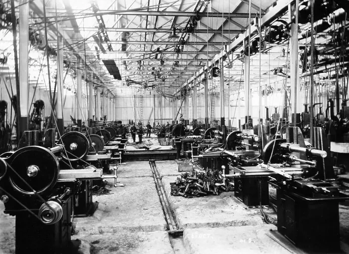 Framed Print : Machine shop in the Argyll car factory, Glasgow, c1899-c1930