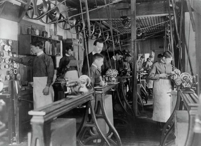 Framed Print : Machine shop class, Washington, D.C. (1899?). Creator: Frances Benjamin Johnston Framed Print : Machine shop class, Washington, D.C. (1899?). Creator: Frances Benjamin Johnston