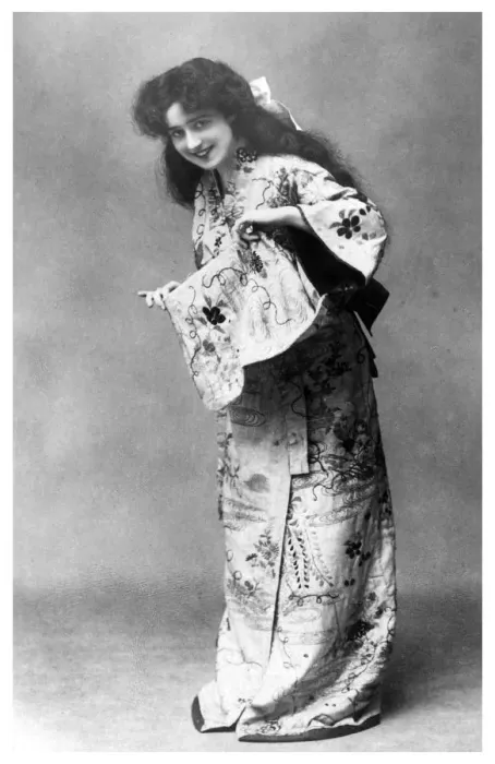 Framed Print : Madge Crichton, British actress, c1897-1919 Framed Print : Madge Crichton, British actress, c1897-1919