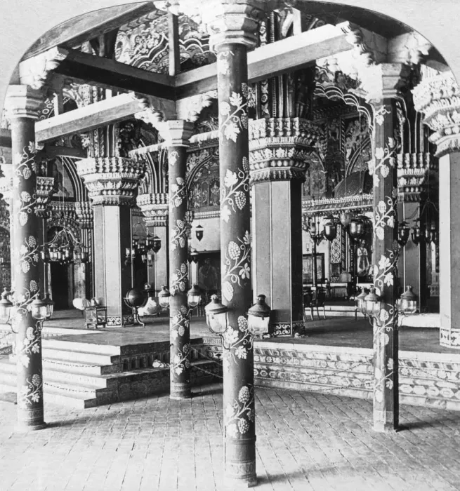 Framed Print : The Mahratta durbar hall, Palace of the Princess of Tanjore, Tanjore (Thanjavur), India, 1901. Artist: BL Singley Framed Print : The Mahratta durbar hall, Palace of the Princess of Tanjore, Tanjore (Thanjavur), India, 1901. Artist: BL Singley