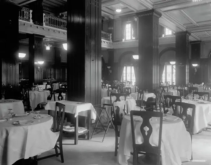 Framed Print : Main dining room, Murphy's Hotel, Richmond, Va. between 1900 and 1920. Creator: Unknown Framed Print : Main dining room, Murphy's Hotel, Richmond, Va. between 1900 and 1920. Creator: Unknown