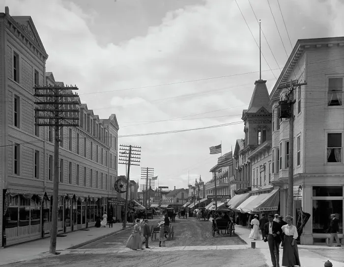 Framed Print : Main Street (and Chippewa Hotel), Mackinac Island, Mich. between 1902 and 1920. Creator: Unknown Framed Print : Main Street (and Chippewa Hotel), Mackinac Island, Mich. between 1902 and 1920. Creator: Unknown