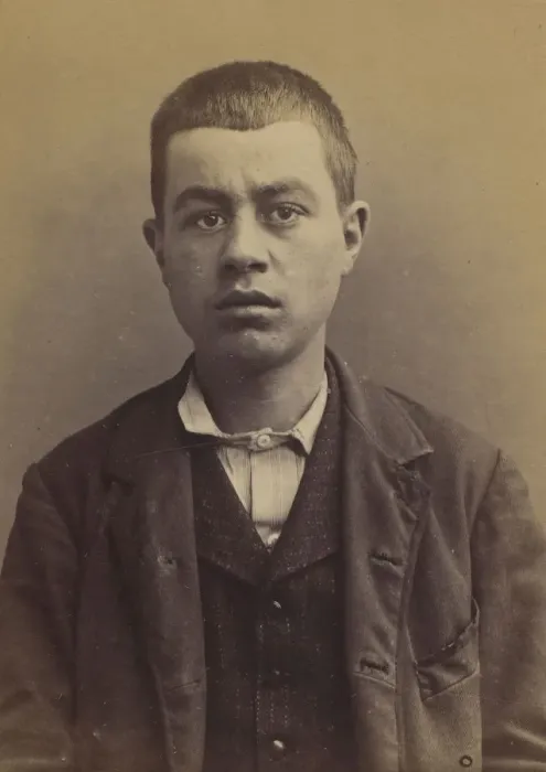 Framed Print : Maince. emile. 19 ans, ne a Levallois-Perret (Seine) Framed Print : Maince. emile. 19 ans, ne a Levallois-Perret (Seine)