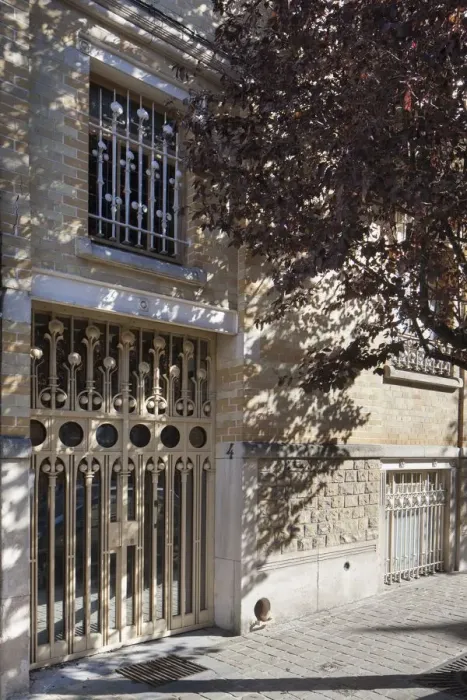 Framed Print : Maison-Atelier Geo Bernier, 4 Rue de la Reforme, Brussels, Belgium, (1902), c2014-c2017 Framed Print : Maison-Atelier Geo Bernier, 4 Rue de la Reforme, Brussels, Belgium, (1902), c2014-c2017