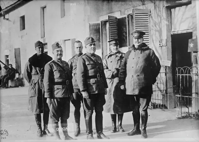 Framed Print : Maj. Gens. J.T. Dickman & C.T. Bailey, 11 Nov 1918. Creator: Bain News Service Framed Print : Maj. Gens. J.T. Dickman & C.T. Bailey, 11 Nov 1918. Creator: Bain News Service