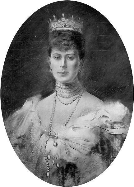 Her Majesty Queen Mary, 1910. Artist: George C Wilmshurst