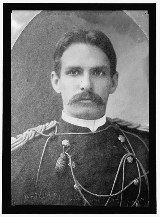 Framed Print : Major F. K. Tomkins, 13th U.S. Cavalry, between 1909 and 1923. Creator: Harris & Ewing. Major F. K. Tomkins, 13th U.S. Cavalry, between 1909 and 1923. Creator: Harris & Ewing Framed Print : Major F. K. Tomkins, 13th U.S. Cavalry, between 1909 and 1923. Creator: Harris & Ewing. Major F. K. Tomkins, 13th U.S. Cavalry, between 1909 and 1923. Creator: Harris & Ewing
