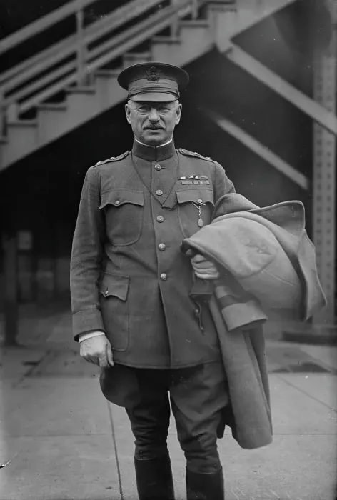 Framed Print : Major General W.G. Haan arriving, 1919. Creator: Bain News Service Framed Print : Major General W.G. Haan arriving, 1919. Creator: Bain News Service