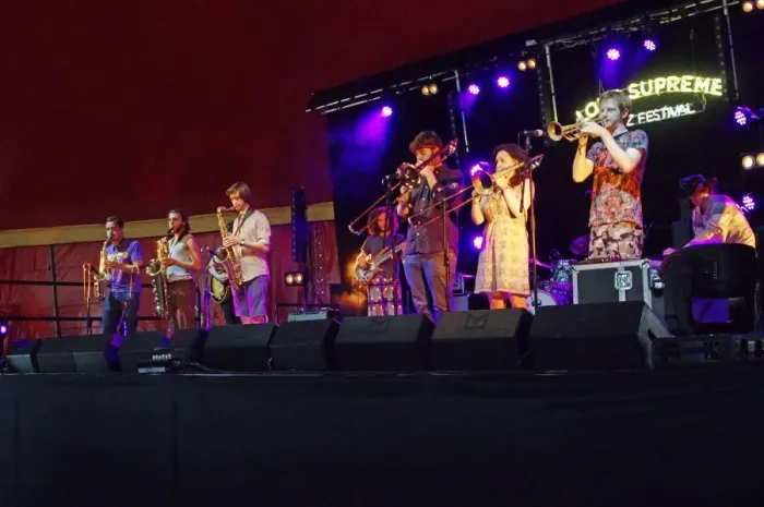 Framed Print : Mak Murtic, Love Supreme Jazz Festival, Glynde Place, East Sussex, 2015. Artist: Brian O Connor Framed Print : Mak Murtic, Love Supreme Jazz Festival, Glynde Place, East Sussex, 2015. Artist: Brian O Connor
