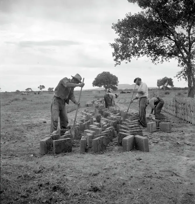 Framed Print : Making adobe bricks, Bosque Farms project, New Mexico, 1935. Creator: Dorothea Lange Framed Print : Making adobe bricks, Bosque Farms project, New Mexico, 1935. Creator: Dorothea Lange