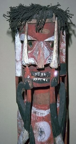 Malanggan figure, intended to decay with the dead