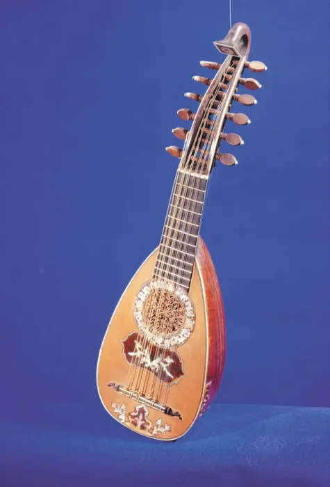 Framed Print : Mandolin of 17th century, transition between lute and mandolin Framed Print : Mandolin of 17th century, transition between lute and mandolin