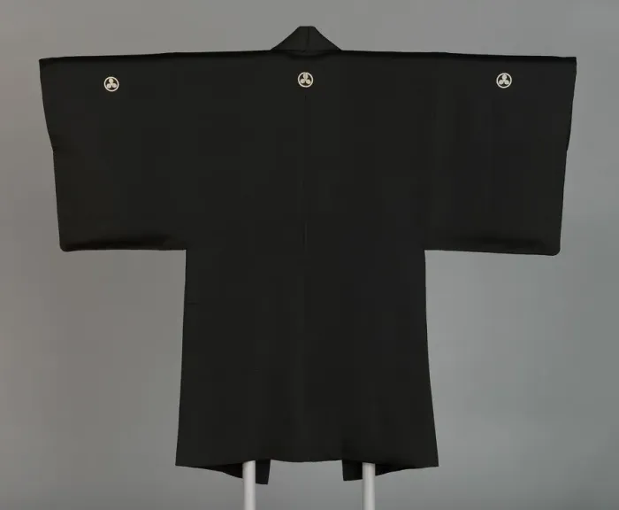 Framed Print : Mans Haori, Japan, late Edo period (1789-1868) / Meiji period (1868-1912), 19th century Framed Print : Mans Haori, Japan, late Edo period (1789-1868) / Meiji period (1868-1912), 19th century