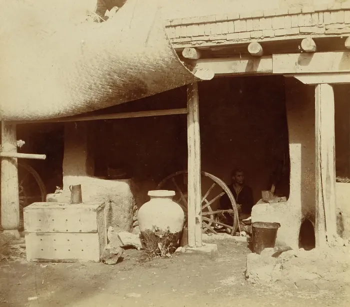 Framed Print : Manufacture of silk, Samarkand, between 1905 and 1915. Creator: Sergey Mikhaylovich Prokudin-Gorsky Framed Print : Manufacture of silk, Samarkand, between 1905 and 1915. Creator: Sergey Mikhaylovich Prokudin-Gorsky