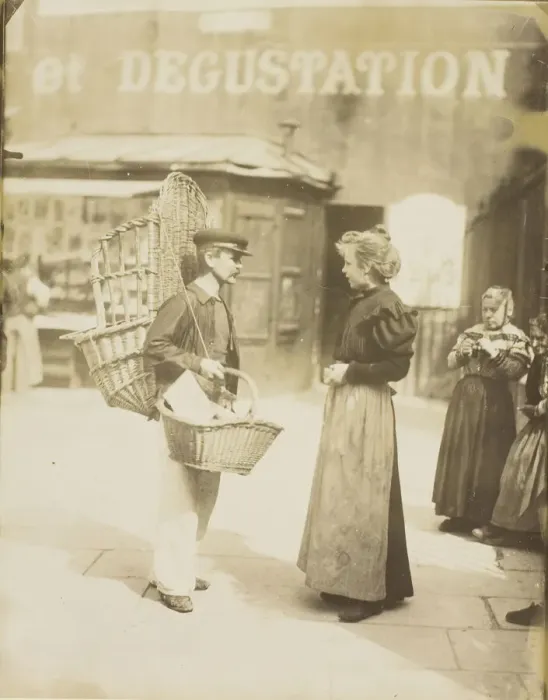 Framed Print : Marchand du Panier, 1899 / 1900. Creator: Eugene Atget Framed Print : Marchand du Panier, 1899 / 1900. Creator: Eugene Atget