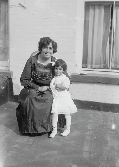 Framed Print : Margaret Matzenauer, between c1915 and c1920. Creator: Bain News Service Framed Print : Margaret Matzenauer, between c1915 and c1920. Creator: Bain News Service