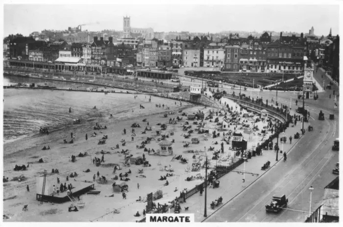 Framed Print : Margate, 1937 Framed Print : Margate, 1937
