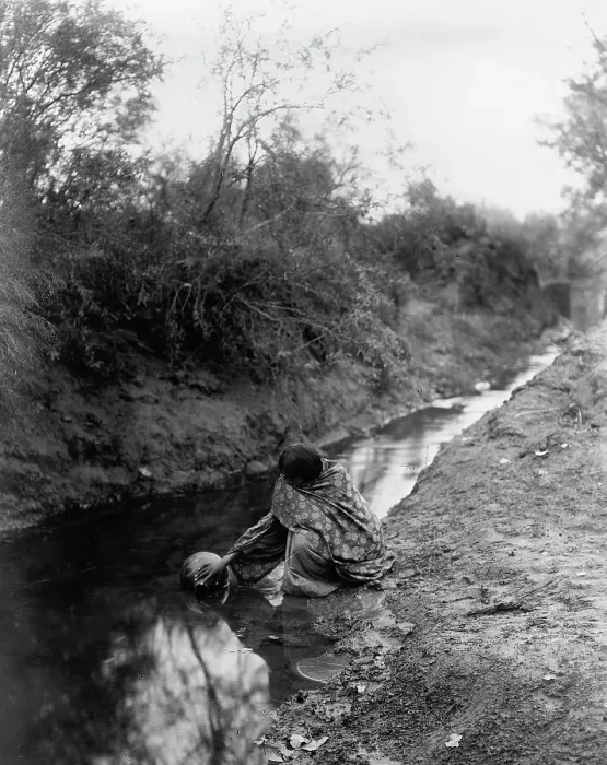 Framed Print : Maricopa water girl, c1907. Creator: Edward Sheriff Curtis Framed Print : Maricopa water girl, c1907. Creator: Edward Sheriff Curtis