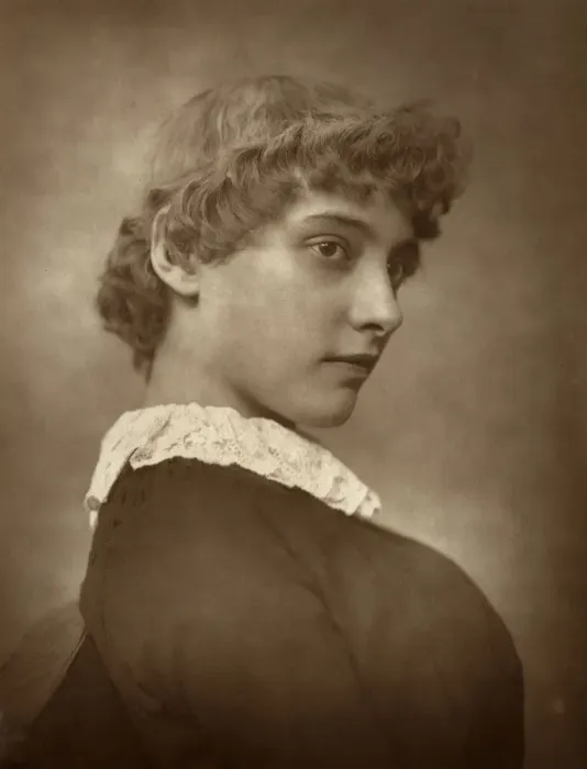 Framed Print : Marie Linden, actress, 1883. Artist: St Jamess Photographic Co Framed Print : Marie Linden, actress, 1883. Artist: St Jamess Photographic Co