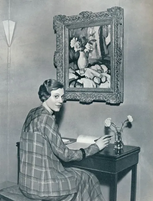 Framed Print : Marie Ney in her Flat, c1934 Framed Print : Marie Ney in her Flat, c1934