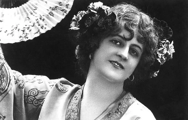 Marie Studholme (1875-1930), English actress, 1900s. Artist: HJ Whitlock
