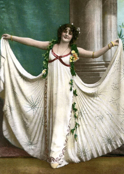 Marie Studholme (1875-1930), English actress, early 20th century. Artist: J Beagles & Co