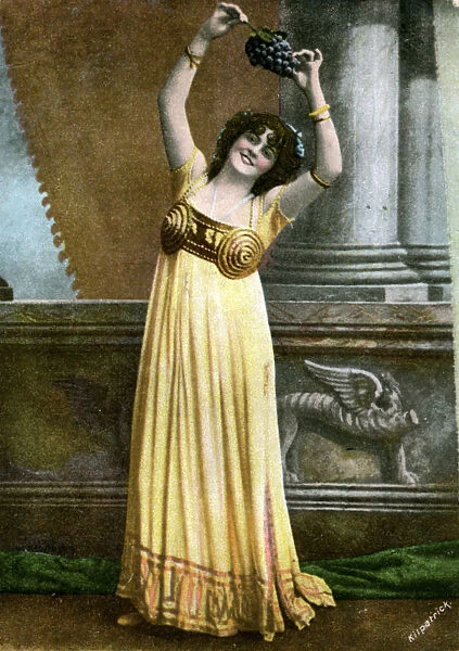 Marie Studholme (1875-1930), English actress, early 20th century. Artist: Kilpatrick