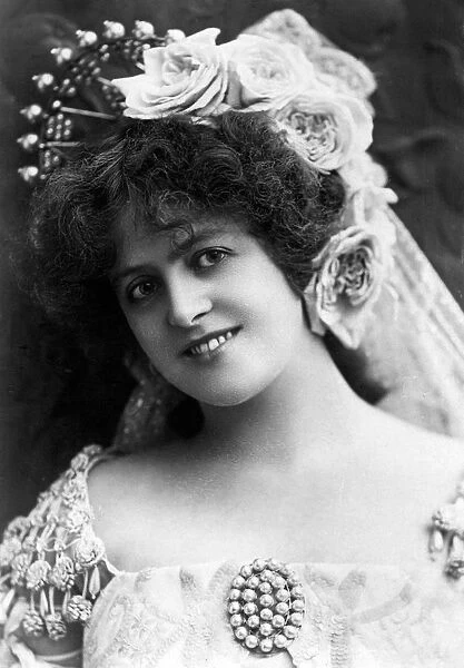 Marie Studholme (1875-1930), English actress, 20th century. Artist: J Beagles & Co