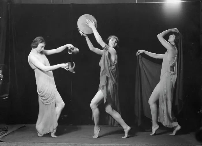 Framed Print : Marion Morgan dancers, between 1914 and 1927. Creator: Arnold Genthe Framed Print : Marion Morgan dancers, between 1914 and 1927. Creator: Arnold Genthe
