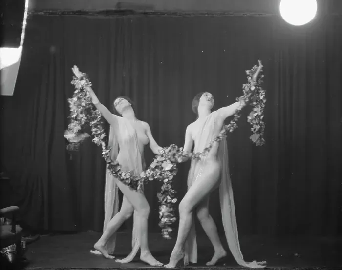 Framed Print : Marion Morgan dancers, between 1914 and 1927. Creator: Arnold Genthe Framed Print : Marion Morgan dancers, between 1914 and 1927. Creator: Arnold Genthe