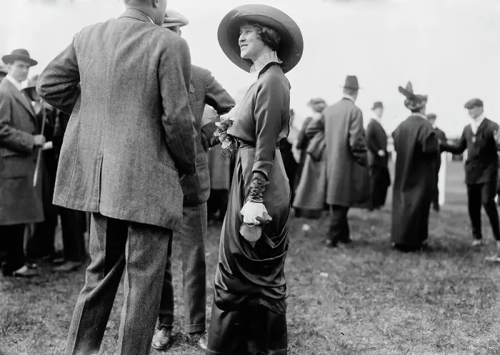 Framed Print : Marjorie Curtis, between c1910 and c1915. Creator: Bain News Service Framed Print : Marjorie Curtis, between c1910 and c1915. Creator: Bain News Service