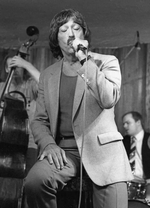 Framed Print : Mark Murphy, American jazz singer, Bass Clef, 1987. Artist: Brian O Connor Framed Print : Mark Murphy, American jazz singer, Bass Clef, 1987. Artist: Brian O Connor