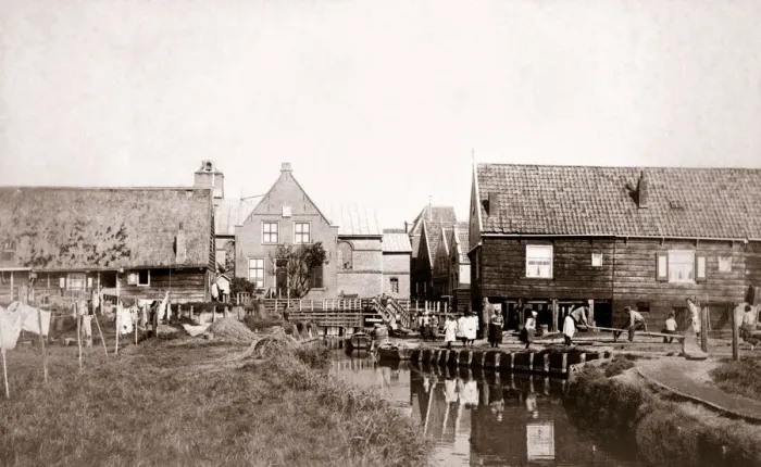 Framed Print : Marken Island, Netherlands, 1898. Artist: James Batkin Framed Print : Marken Island, Netherlands, 1898. Artist: James Batkin