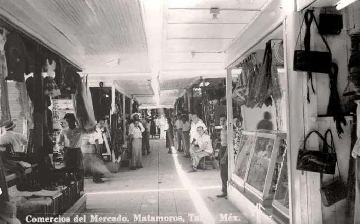 Framed Print : A market in Matamoros, Mexico, c1900s Framed Print : A market in Matamoros, Mexico, c1900s