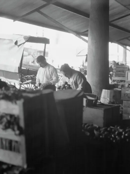 Framed Print : Market scene, New Orleans, between 1920 and 1926. Creator: Arnold Genthe Framed Print : Market scene, New Orleans, between 1920 and 1926. Creator: Arnold Genthe